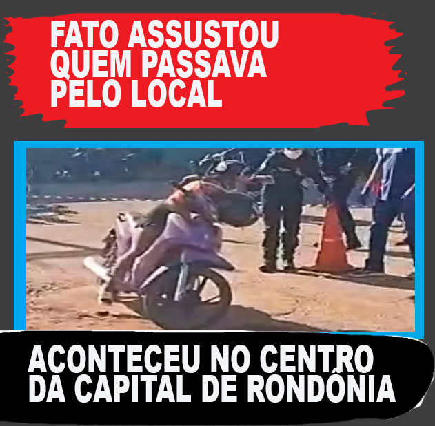 MULHER MORRE em cima de motocicleta parada